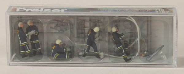 Preiser 10485 Feuerwehrmänner in moderner Einsatz- kleidung. Löschangriff  1/87