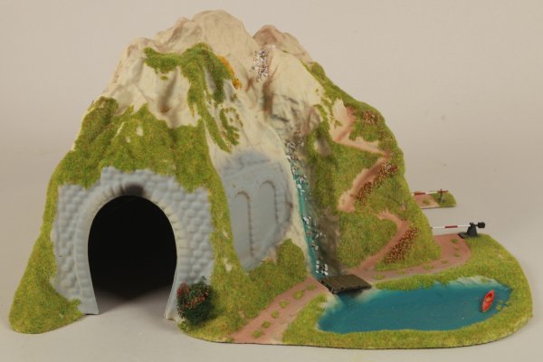 NOCH 05170 Ecktunnel  1-gleisig, gebogen, 41 x 37 cm