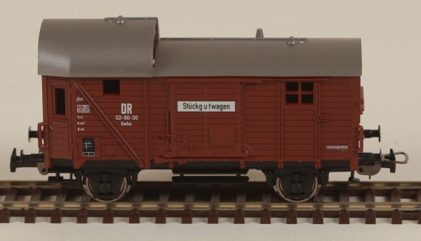 PIKO 57708 Stückgutwagen Gwhu02 DR III
