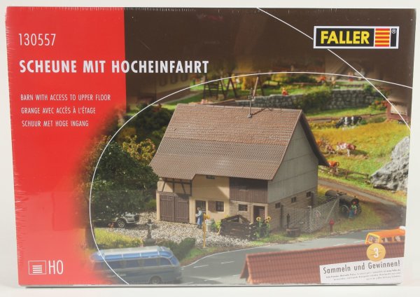 Faller 130557 Scheune mit Hocheinfahrt