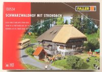 Faller 130534 Schwarzwaldhof mit Strohdach