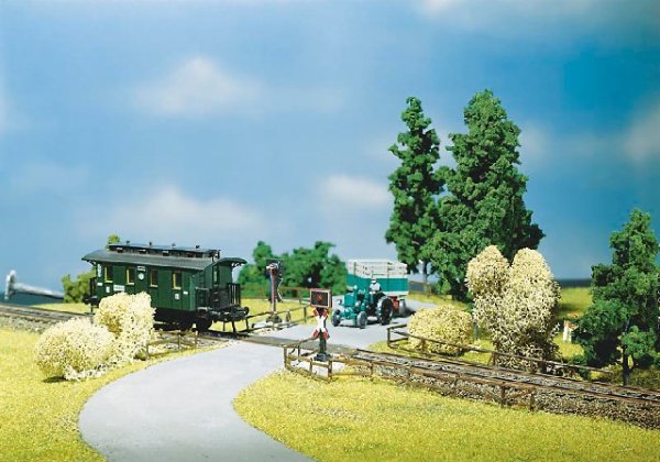 Faller 180646 – Blinkende LED Beleuchtung Mit Warndreieck – Modellbau-Zubehör Für Modelleisenbahnen (ab 14 Jahren) Faller 180646 – Blinkende LED Beleuchtung Mit Warndreieck – Modellbau-Zubehör Für Modelleisenbahnen (ab 14 Jahren)