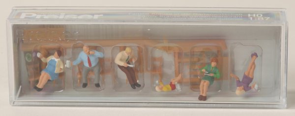 Preiser 10282 Familie Krause in der Gartenwirtschaft  1/87