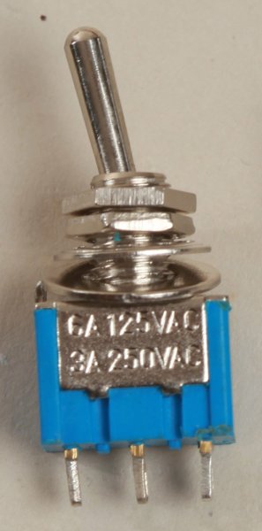 Muldental 70711 Miniatur Kippschalter 1 x UM  (Umschalter), 250 V
