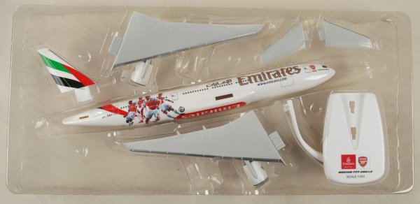 herpa wings 1/250 777-200LR エミレーツ航空Arsenal London A6-EWJ