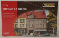 Faller 191786 Stadthaus mit Sattlerei