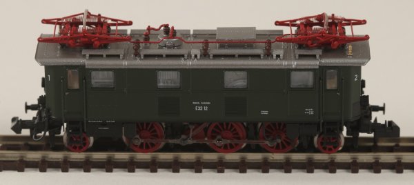 PIKO 40820 N E-Lok BR E 32 DB III