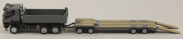 Herpa 317184 Iveco Trakker 6x6 Kipper-LKW mit TU4-Anhänger, grau/gelb
