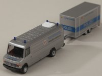 Herpa 941372 MB Vario lang mit Anhänger Polizei Hannover