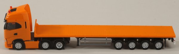 Herpa 318259 Iveco S-Way 6x2 Flachb-Szg