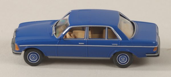 Wiking 015201 MB 240 D - enzianblau