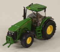 Wiking 039103 John Deere 8330