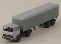 Wiking 055604 Koffersattelzug (MB 1620) -