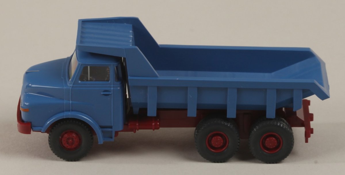 Wiking 067002 Muldenkipper (MAN) -, 19,00