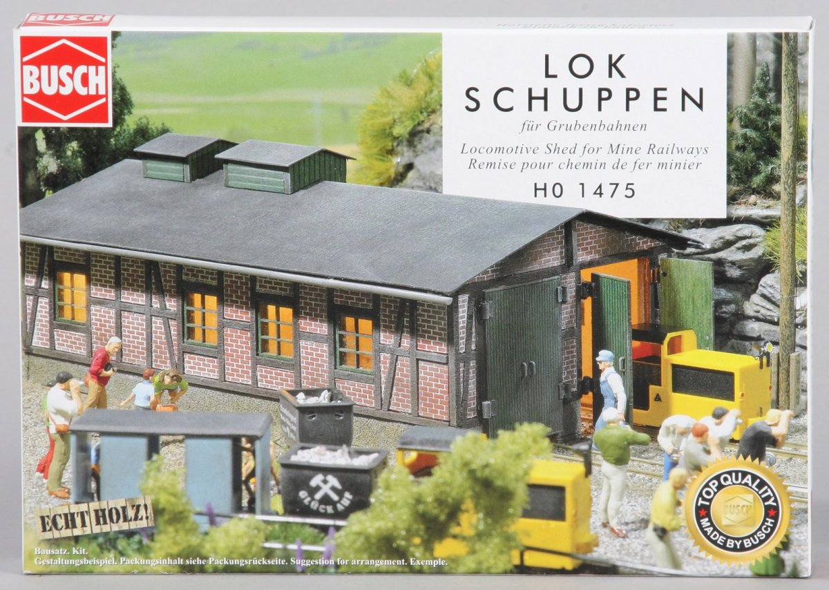 BUSCH 8224 Kleinlokschuppen Bausatz - Modellbau Gebäude, 53x43x33 Mm