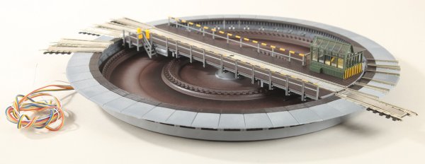 Drehscheibe mit elektrischem Antrieb für das Mittelleiter-Wechselstromsystem